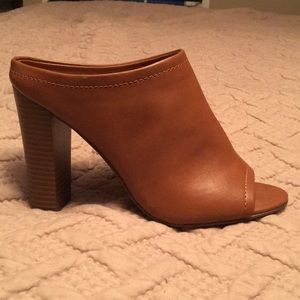 Mossimo brown mules, women’s 8.5, never worn!